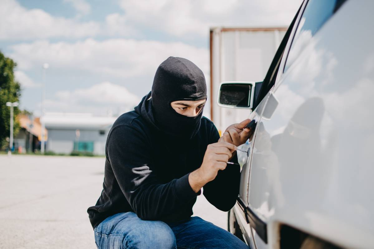 Sonhar Com Roubo: O Que Isso Pode Significar? Cuidados!