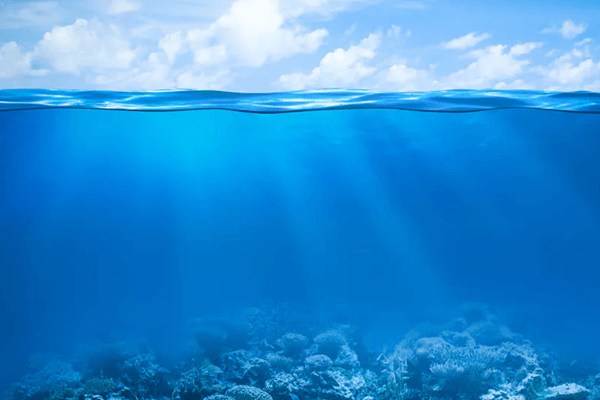 sonhar com água do mar