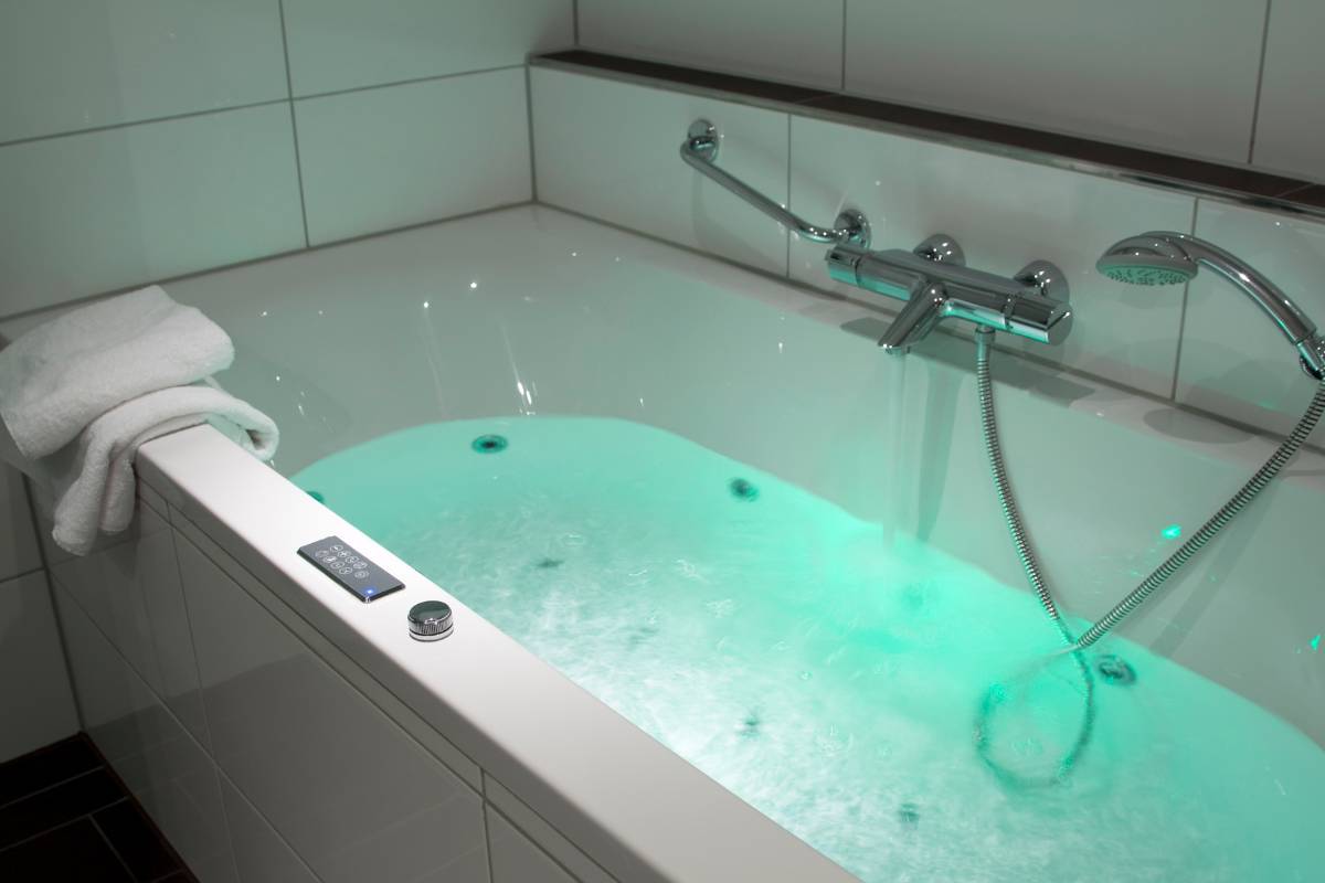 Sonhar com banheiro ou banheira - Sujo ou Limpo. Todos os Significados