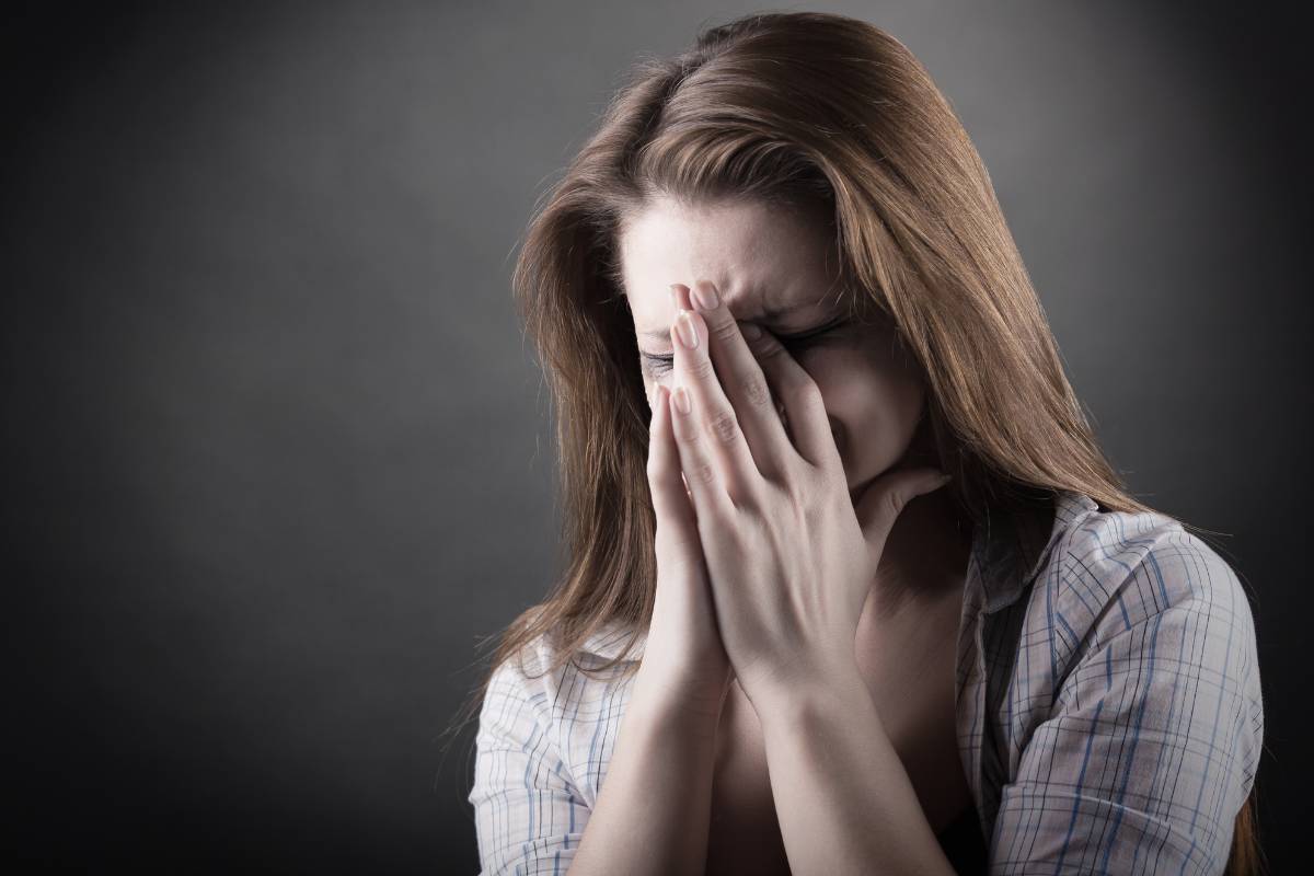 Sonhar com choro – Alguém chorando, bebê ou Criança. Significados