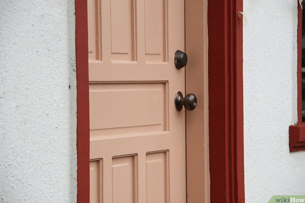 Sonhar com porta: o que isso significa?