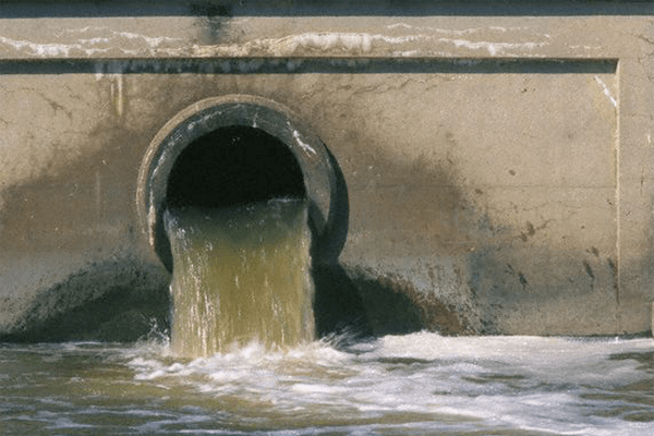 Sonhar com esgoto: quais são os significados?