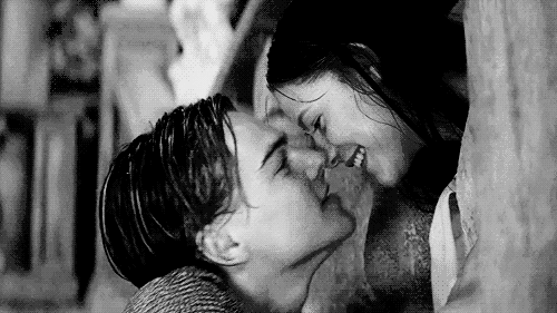 Sonhar com beijo na boca apaixonado