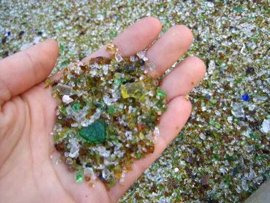 Sonhar com caco de vidro