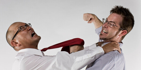 Sonhar com agressão