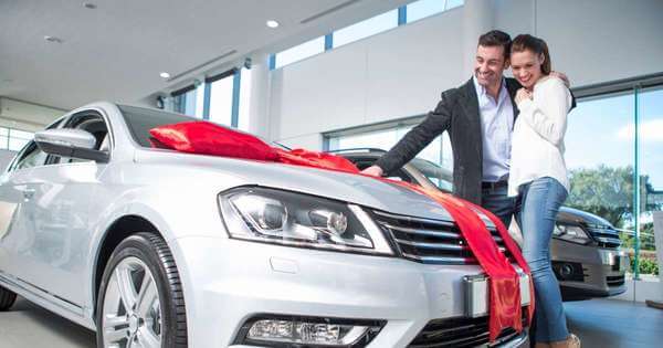 Sonhar com carro novo