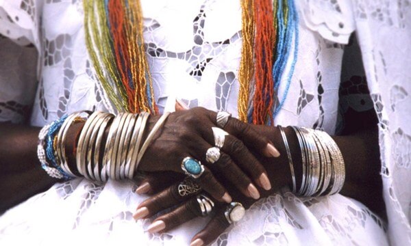 Sonhar com mãe de santo