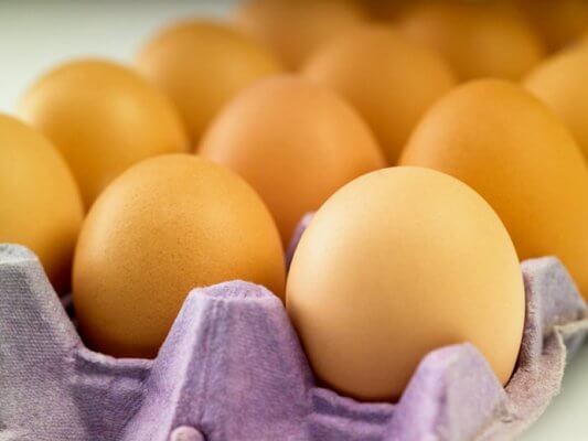 Sonhar com ovo podre