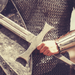 Sonhar com Espada – O que significa? É bom ou ruim?